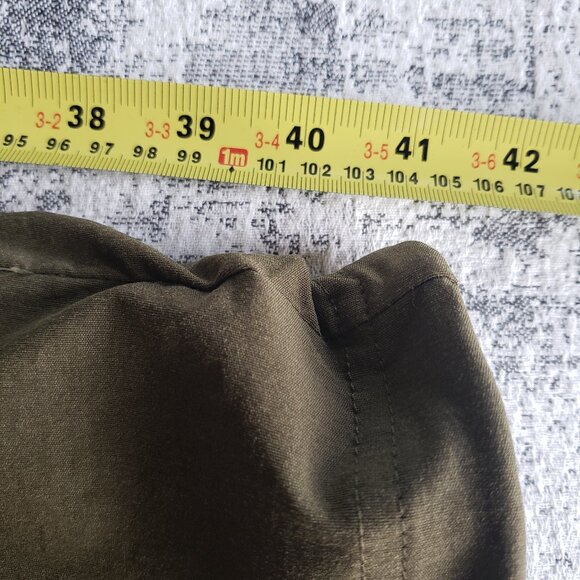 MEC Olive Army Green Wide Leg Outdoor Performance Pants w Drawstring Ankle - Picture 5 of 15